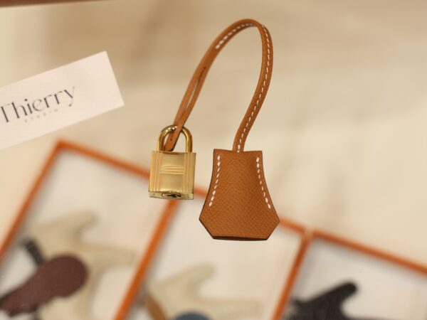 Kelly 25 Epsom Gold GHW