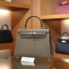 Kelly 25 Epsom Etoupe PHW