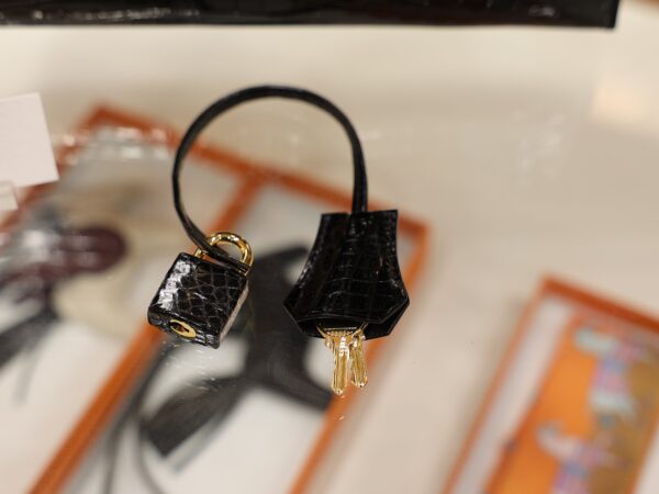 Kelly 28 Shiny Niloticus Black GHW