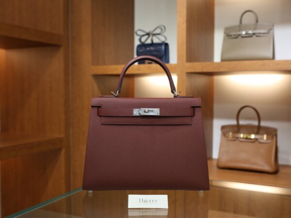 켈리 28 앱송 루즈아쉬 은장 001_139A8347 Kelly 28 Epsom Rouge H PHW