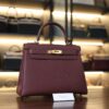 Kelly 28 Togo Rouge H GHW