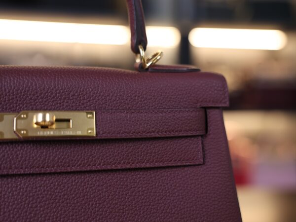 Kelly 28 Togo Rouge H GHW