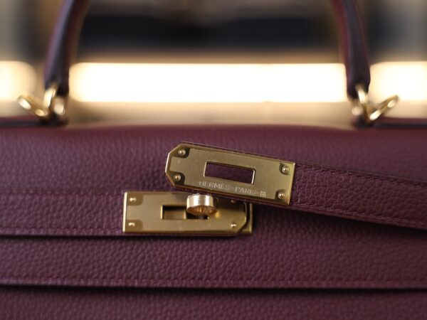Kelly 28 Togo Rouge H GHW