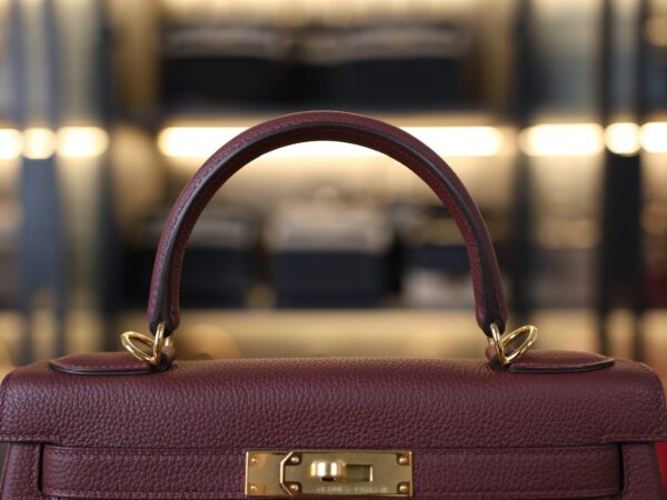 Kelly 28 Togo Rouge H GHW