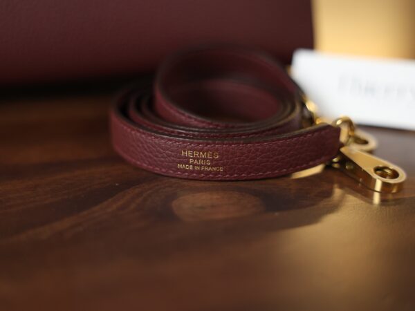 Kelly 28 Togo Rouge H GHW
