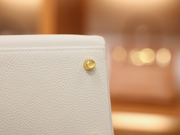 Kelly 28 Togo Blanc GHW