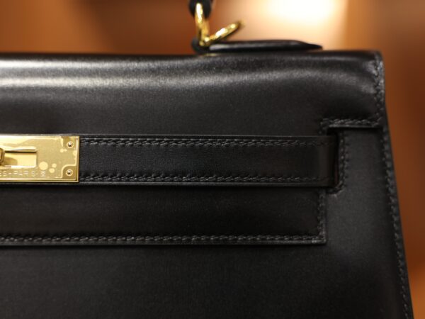 Kelly 32 Box Sellier Black GHW