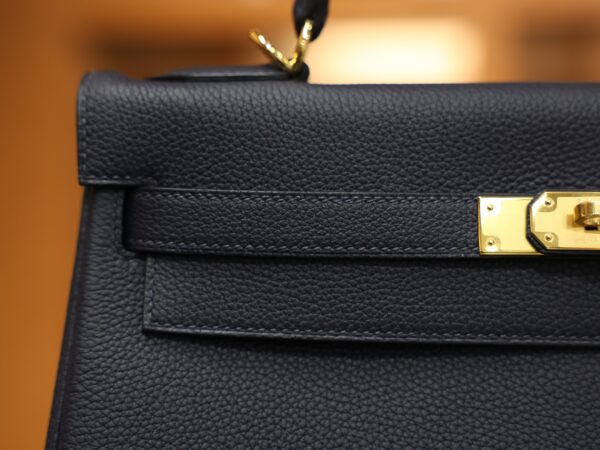 Kelly 32 Togo Bleu Nuit GHW