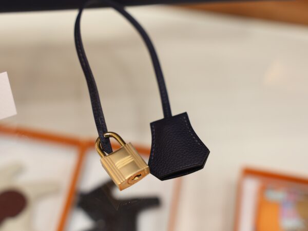Kelly 32 Togo Bleu Nuit GHW