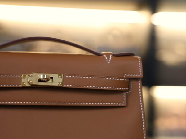 Kelly Pochette Swift Gold GHW