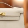 Kelly Pochette Swift Craie GHW