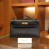 Kelly Pochette Swift Black GHW
