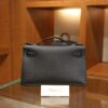 Kelly Pochette Swift Black GHW