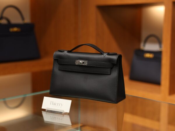 켈리 포쉐트 스위프트 블랙 은장 001_139A9768 Kelly Pochette Swift Black PHW