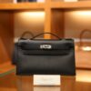 Kelly Pochette Swift Black PHW