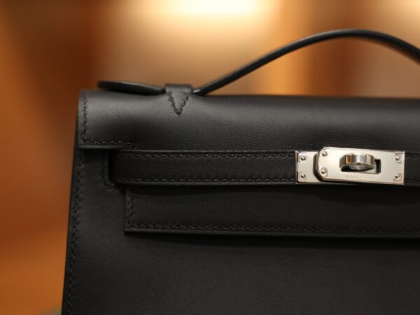 Kelly Pochette Swift Black PHW