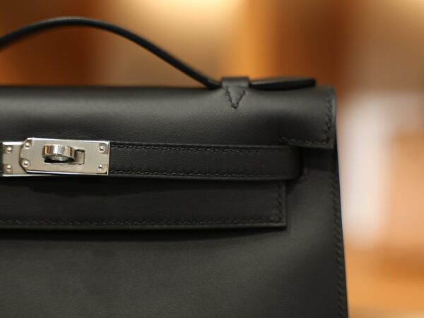 Kelly Pochette Swift Black PHW