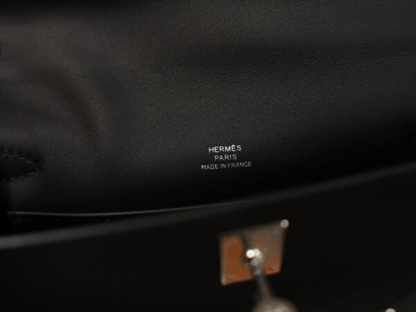 Kelly Pochette Swift Black PHW
