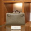 Kelly Pochette Swift Etoupe GHW