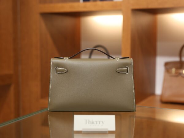 Kelly Pochette Swift Etoupe GHW