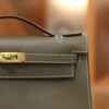 Kelly Pochette Swift Etoupe GHW