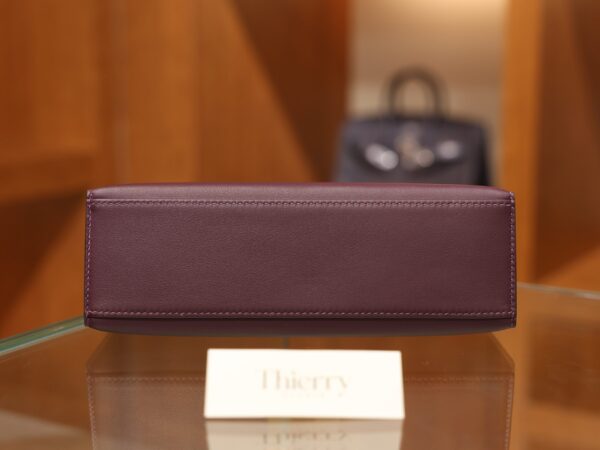 Kelly Pochette Swift Cassis PHW