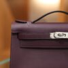 Kelly Pochette Swift Cassis PHW