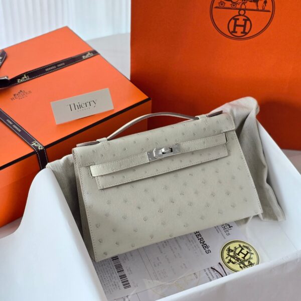 Kelly Pochette Ostrich Gris Perle PHW