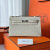 Kelly Pochette Ostrich Gris Perle PHW
