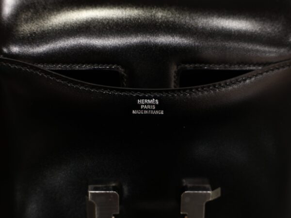 Constance 18 Box Black PHW
