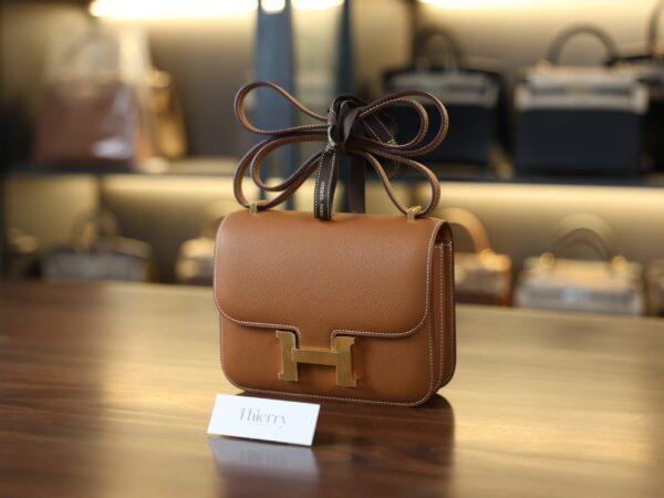 Constance 18 Epsom Gold GHW