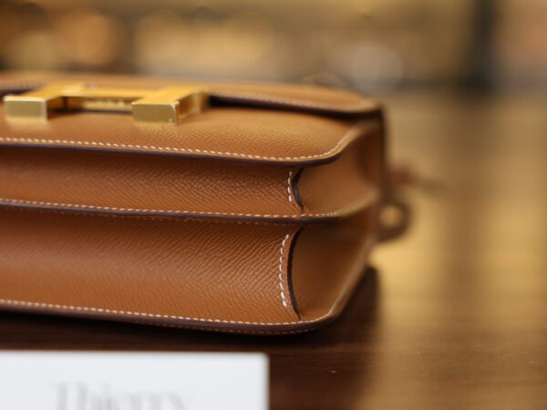 Constance 18 Epsom Gold GHW
