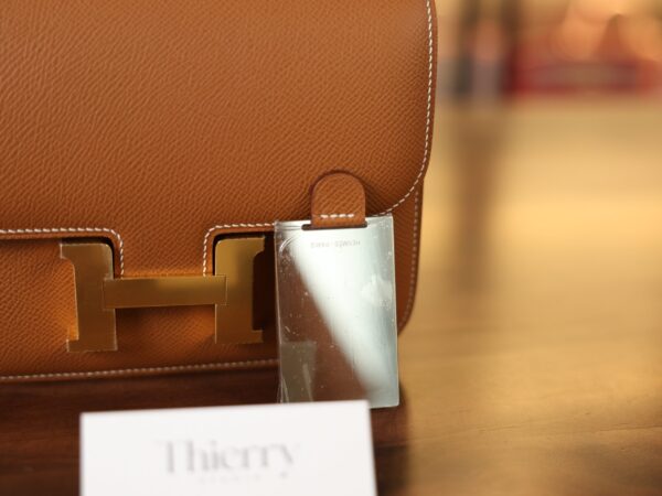 Constance 18 Epsom Gold GHW