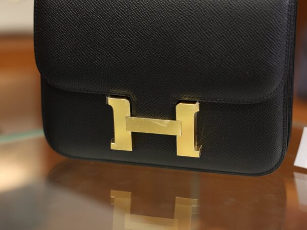 Constance 18 Epsom Black GHW