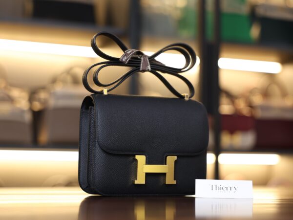 Constance 18 Epsom Black GHW