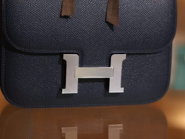 Constance 18 Epsom Bleu Nuit PHW