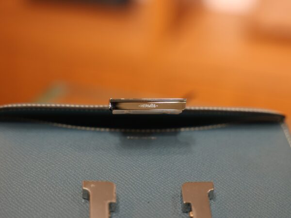 Constance 18 Epsom Bleu Jean PHW