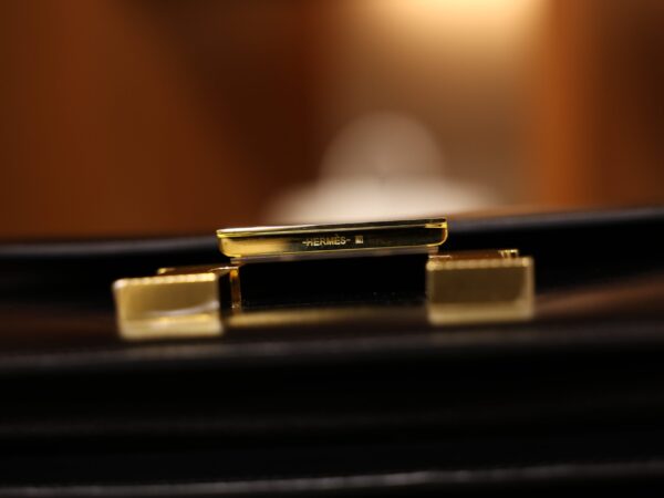 Constance 24 Box Black GHW