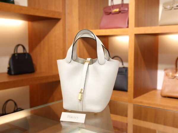 Picotin 18 Clemence New White GHW
