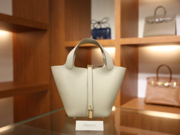 Picotin 18 Clemence Beton GHW