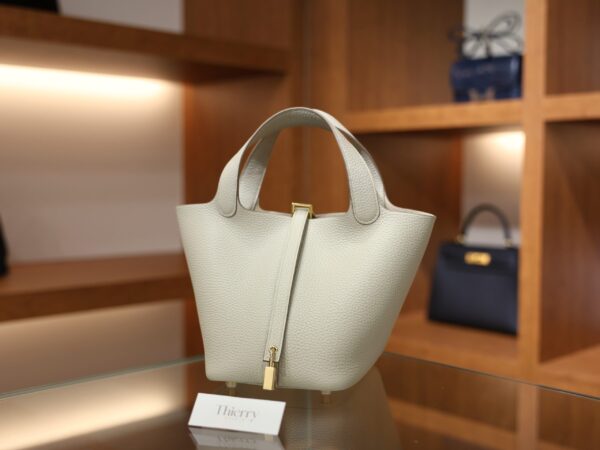 Picotin 18 Clemence Beton GHW