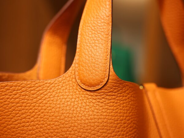 Picotin 22 Clemence Orange GHW