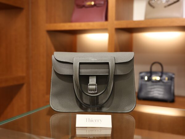 Halzan 25 Clemence Gris Meyer PHW