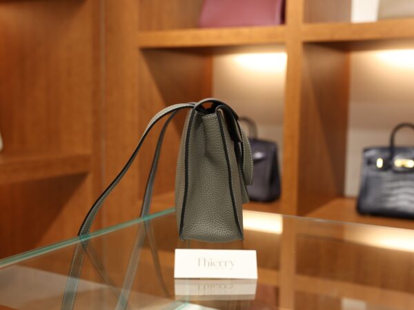 Halzan 25 Clemence Gris Meyer PHW