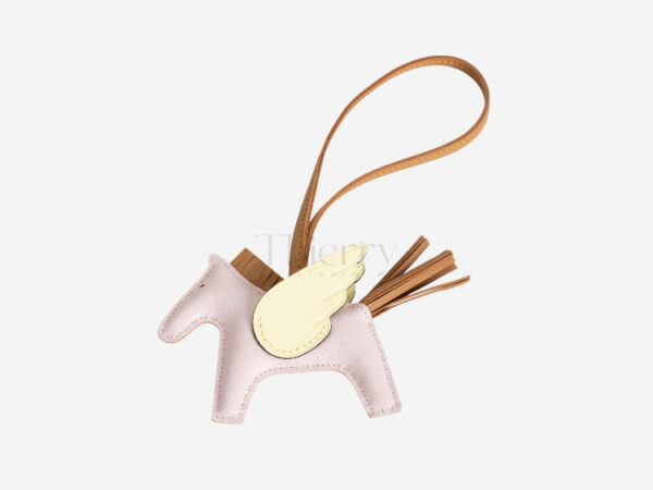 Rodeo PM charm 28