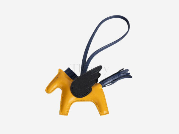 Rodeo PM charm 39